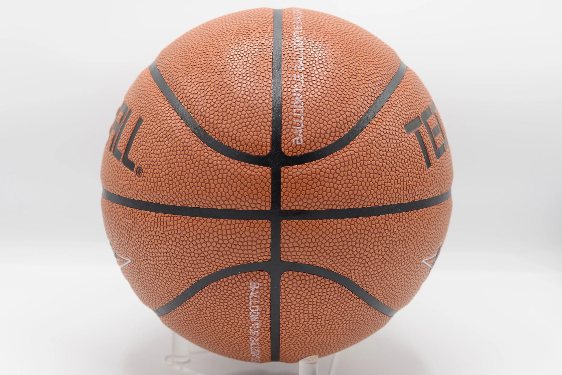 Ballon de Basket Techball MVP Interieur Exterieur Marron Cuire Composite Profil
