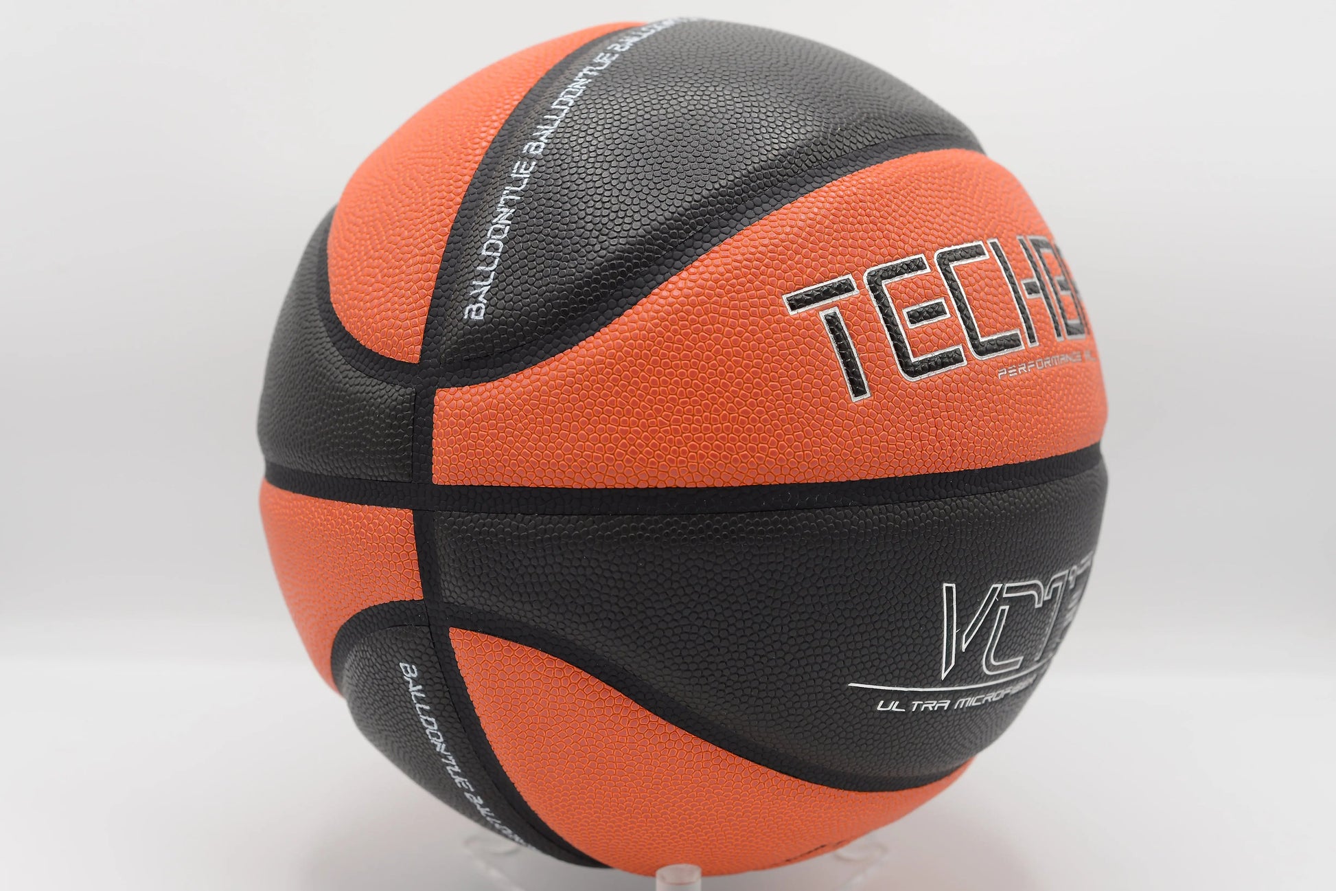 Ballon de Basket Techball VCTRY Ballhandling Performance Microfibre Orange Tiger et Noir Gauche