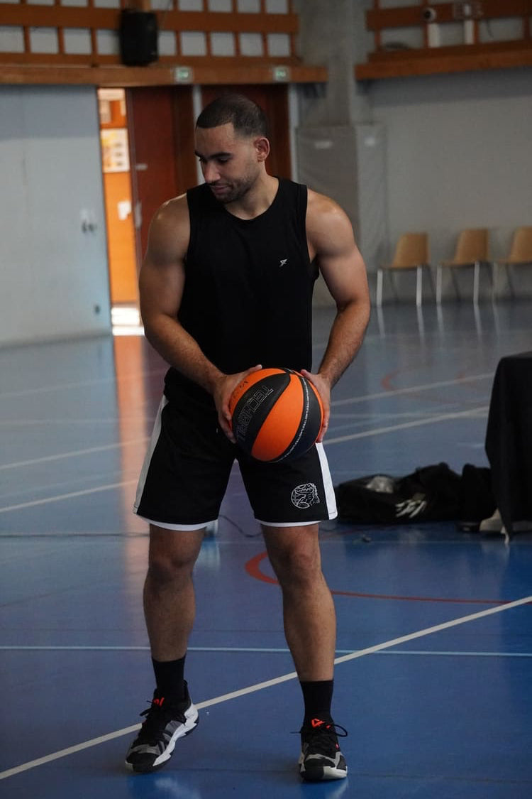 Image Isiah Schmidt tripple threat TB KING